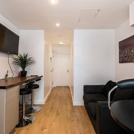 Liverpool City Centre - Fabulous 3 En-Suite Bedrooms - Sleeps 10 People المظهر الخارجي الصورة