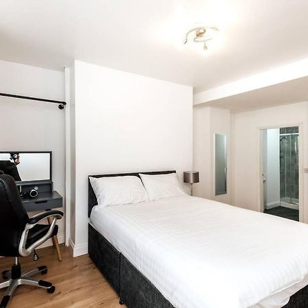 Liverpool City Centre - Fabulous 3 En-Suite Bedrooms - Sleeps 10 People المظهر الخارجي الصورة